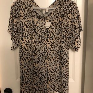 Brand new cheetah shirt